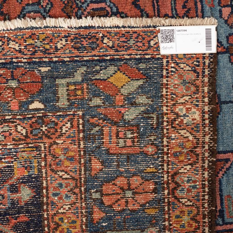Matta, semiantik Hamadan, ca 201,5-204 x 120,5-128,5 cm.