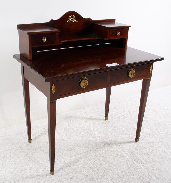 SKRIVBORD med SCHATULL, sengustaviansk stil, 1800-tal.