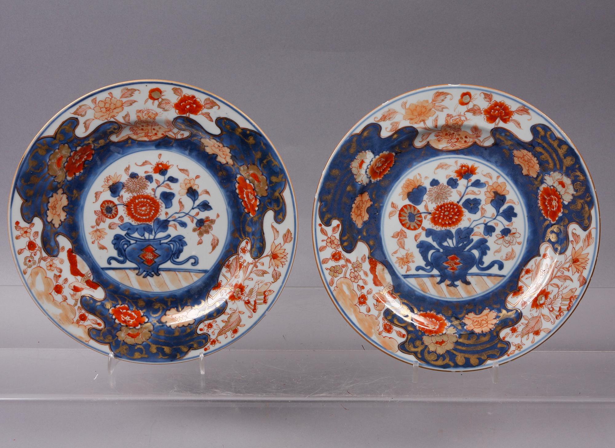 TALLRIKAR, 3 st, porslin, Kina, 1700-tal.