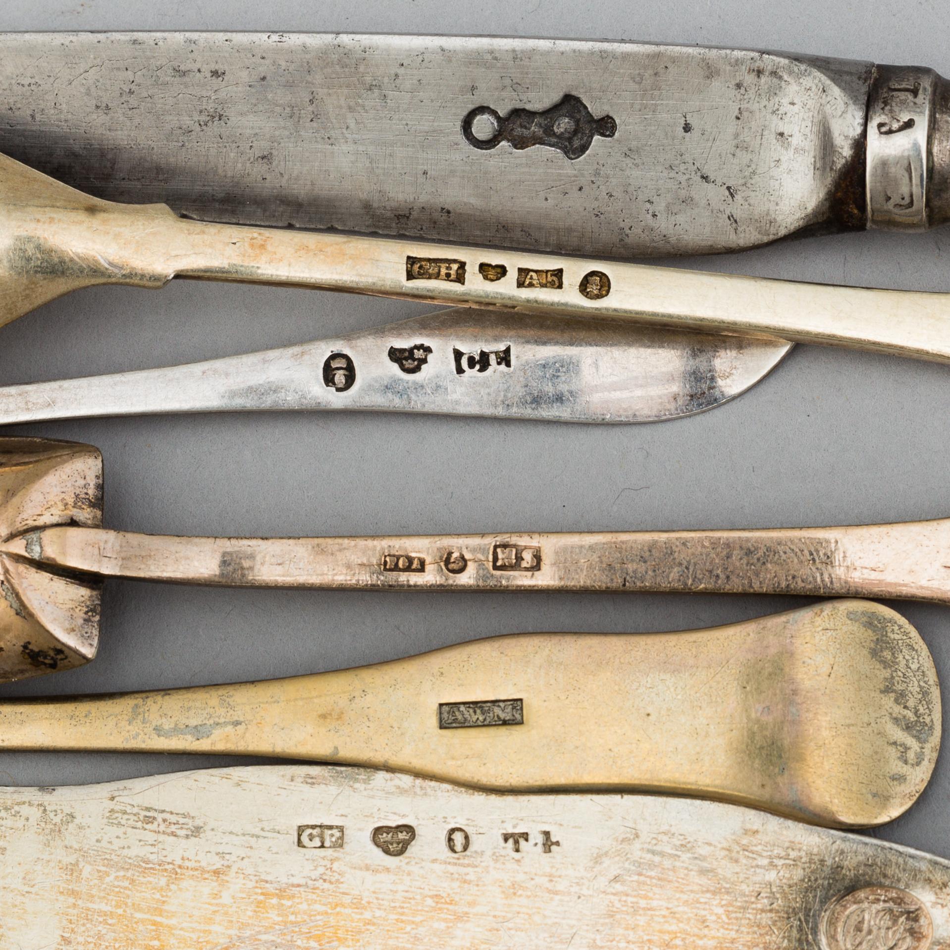 SAMLING SILVER OCH NYSILVER, 16 dlr, bl.a. Gustaf Folcker, Stockholm, 1849 och Garrard & Co, London, 1907.