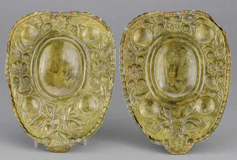 LJUSPLÅTAR, ett par, barockstil, 1800-tal.