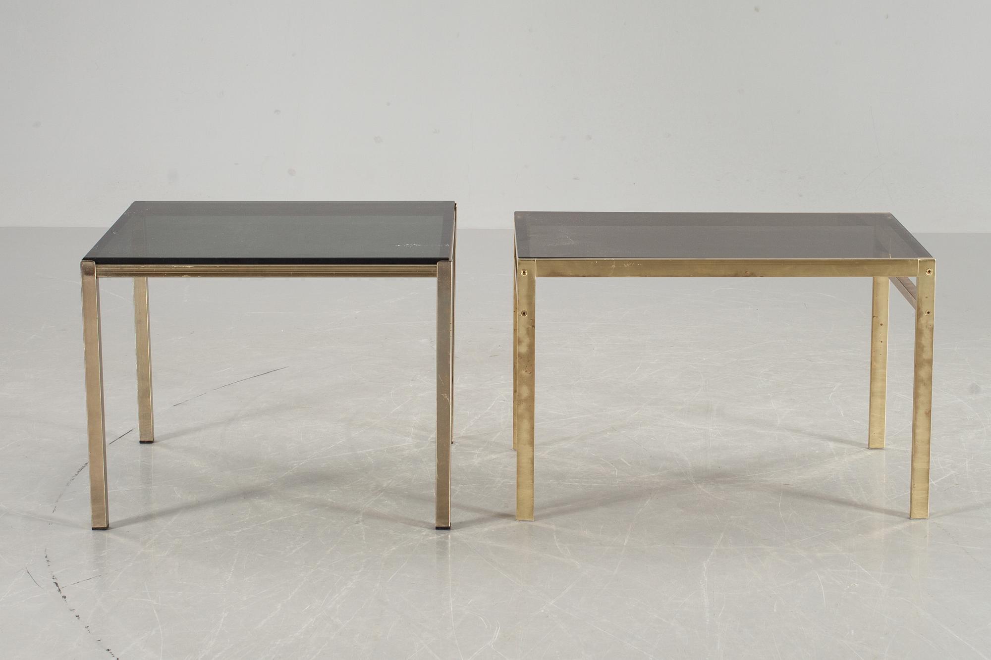 SIDOBORD, två stycken,  glas och mässing, 1970/80-tal.