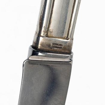 Georg Jensen, ostkniv, silver, Köpenhamn, 1900-talets andra hälft.