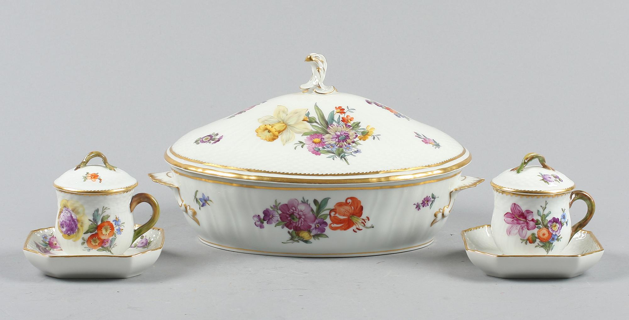 SERVISDELAR, 18 st, "Sachsisk blomst", Kunglig Dansk.