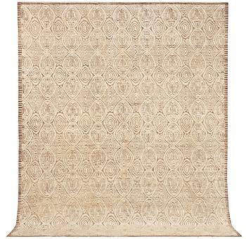 An Ushak design carpet, c. 303 x 250 cm.