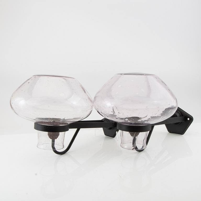 Vägglampor, två st, 1900-talets mitt.