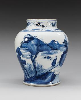 A blue and white jar, Qing dynasty, Kangxi (1662-1722).