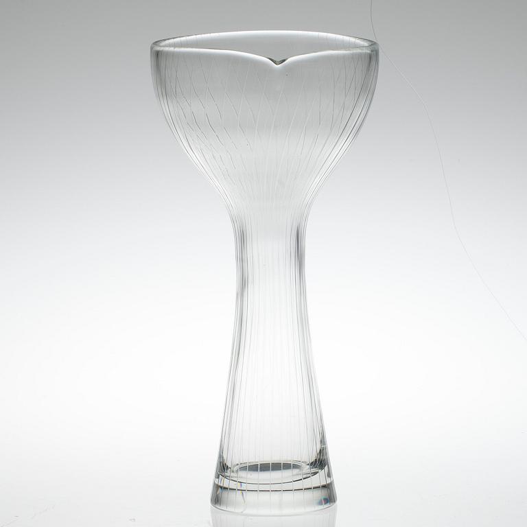 VAS, glas, signerad Tapio Wirkkala Iittala 3520.