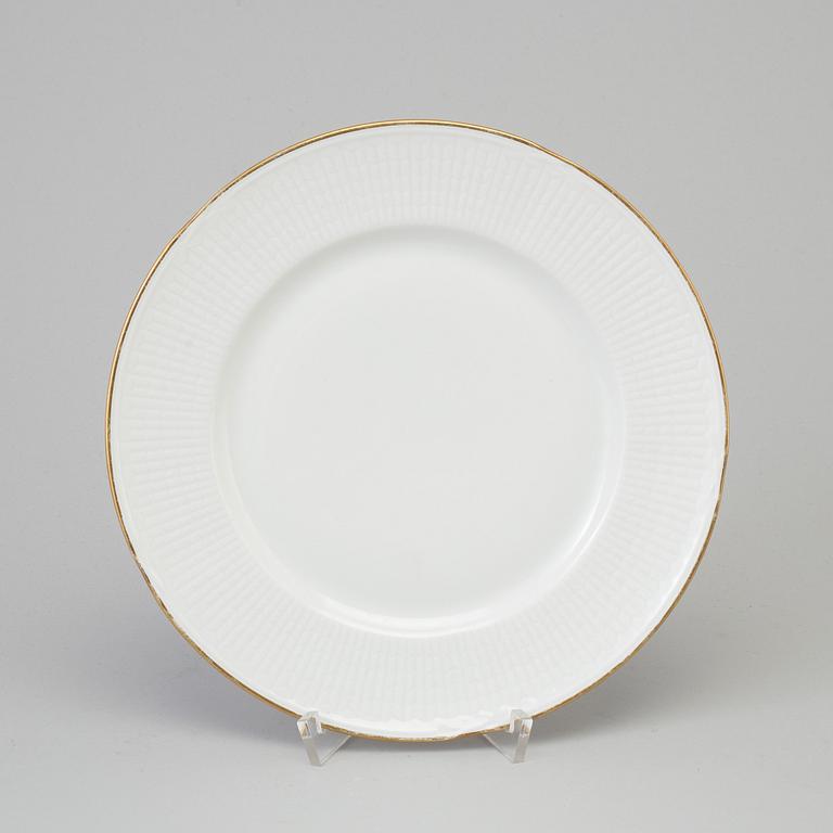 96 pieces of 20th century "Swedish Grace" porcelain service, made by Rörstrand.