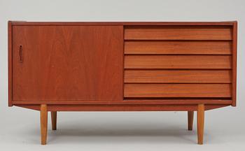 SIDEBOARD, Nils Jonsson, Troeds, 1900-talets andra hälft.