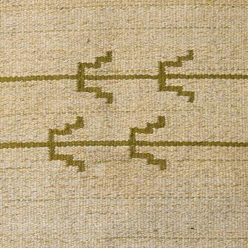 Greta Skogster-Lehtinen, a finnish flat weave carpet for Aaltosen Mattokutomo Kiikka Finland. C. 295 x 195 cm.