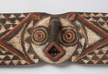 Plankmask, "Nwantantay", enligt uppgift ifrån Bwa, Burkina Faso, 1900-talets andra hälft.