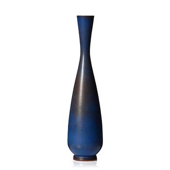 34. Berndt Friberg, a stoneware vase, Gustavsberg studio, Sweden 1960.