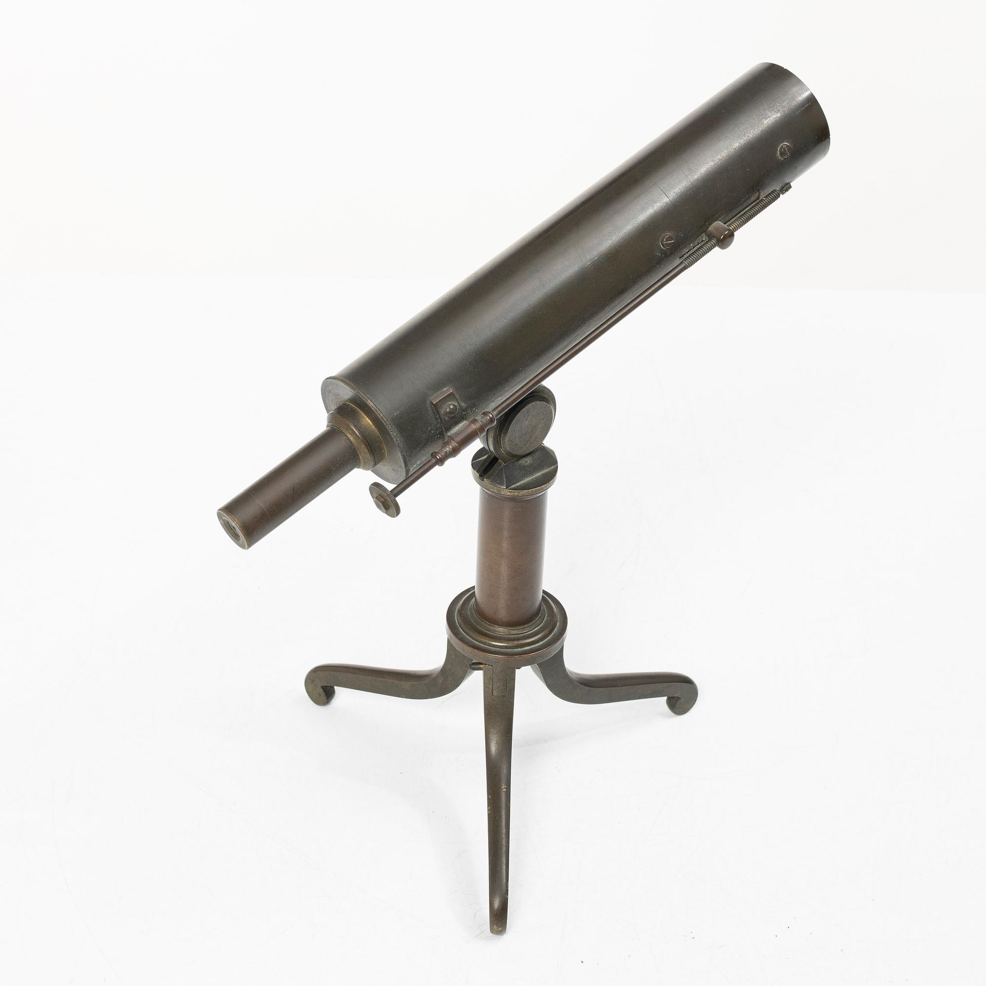Reflecting telescope, 19th century.