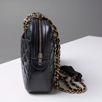 AXELREMSVÄSKA, Chanel.