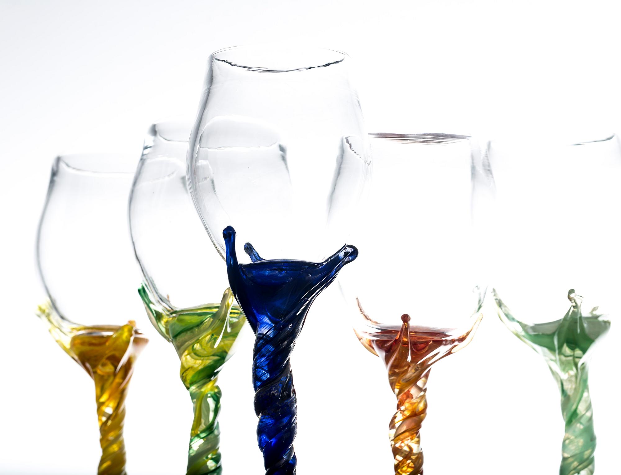VINGLAS, 5 st. Rikke Bruzelius, Glasseriet, Danmark.