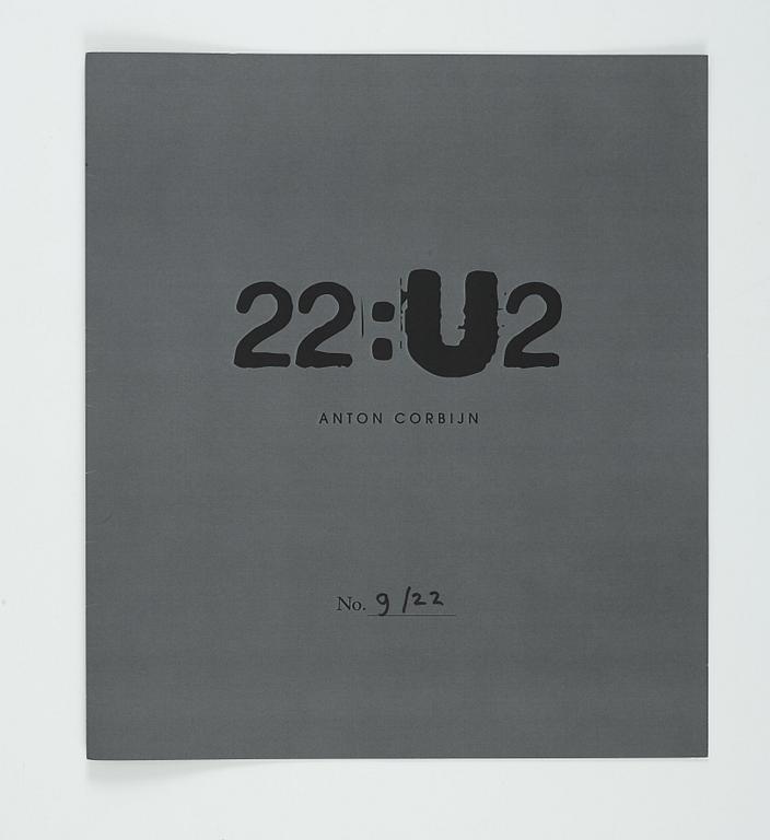 Anton Corbijn, "22:U2", 1982-2003.