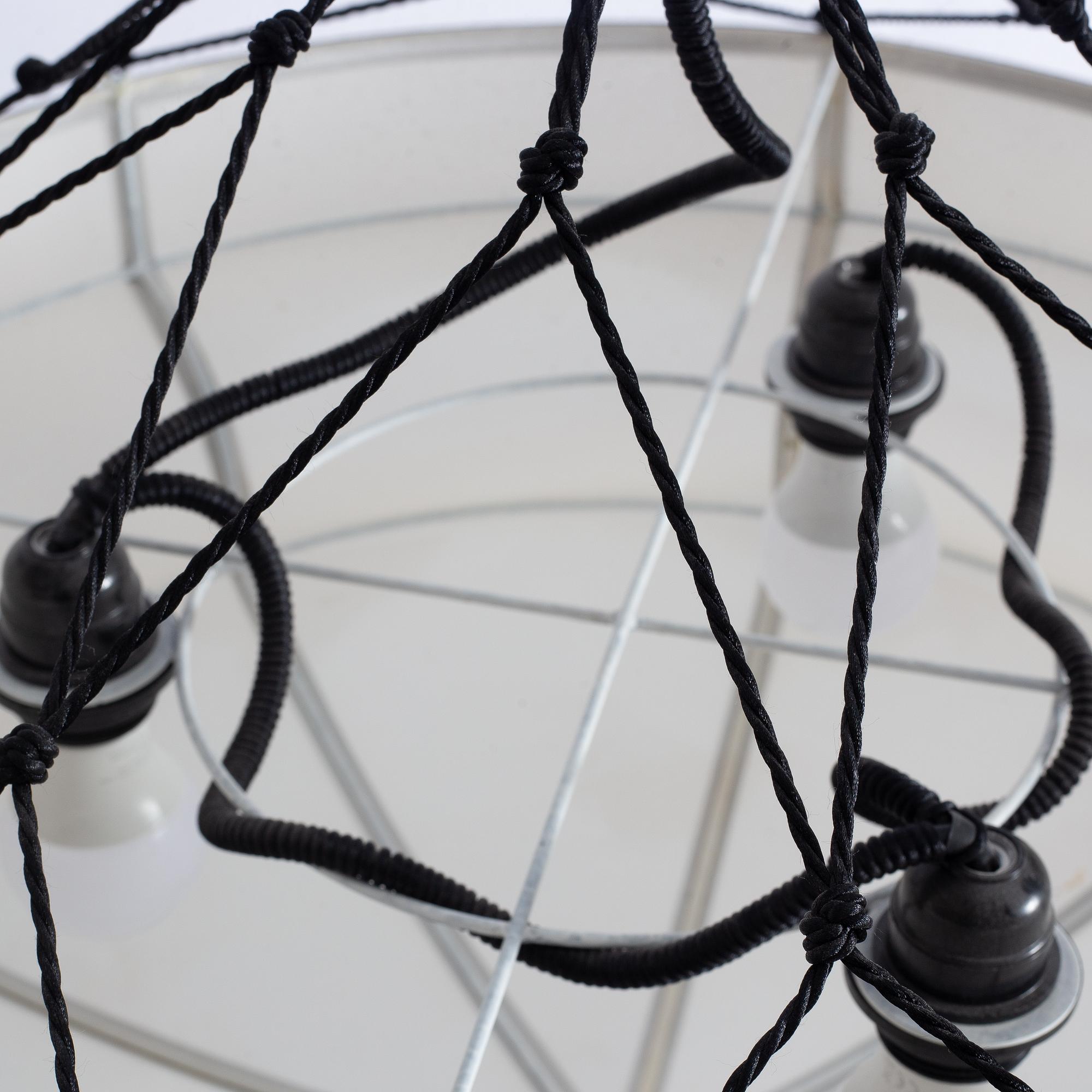 Oi Soi Oi, taklampa, "Indochina umbrella".