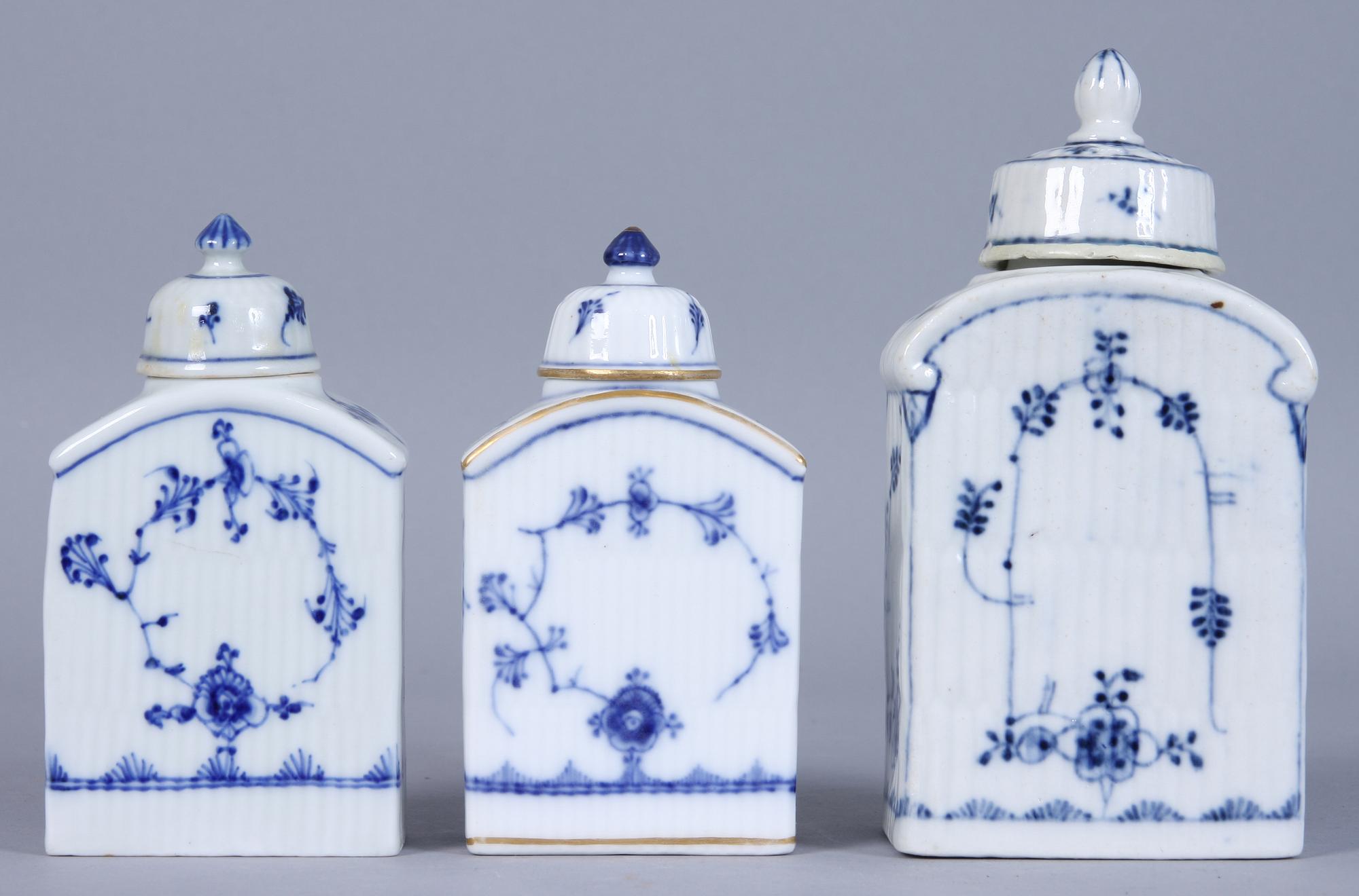 TEDOSOR, 3 st, porslin, troligen Tyskland, 1900-tal.