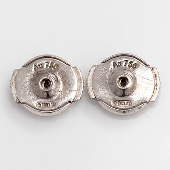 Korvakorut, yksikiviset, 18K valkokultaa ja briljanttihiottuja timantteja yht. 2.04 ct.