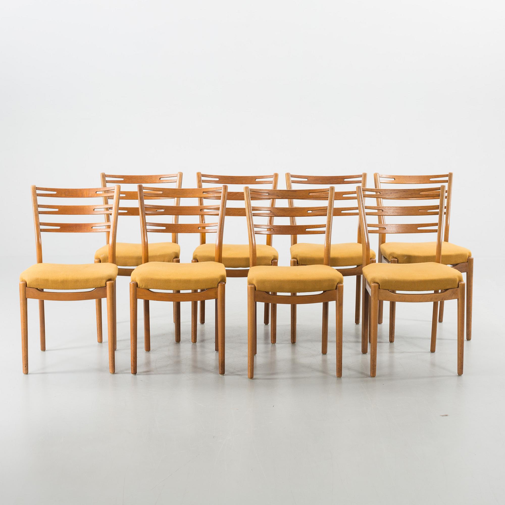 A SET OF 8 KLINT/DELLA CHAIRS BY IKEA. MIDDLE OF 20TH CENTURY.