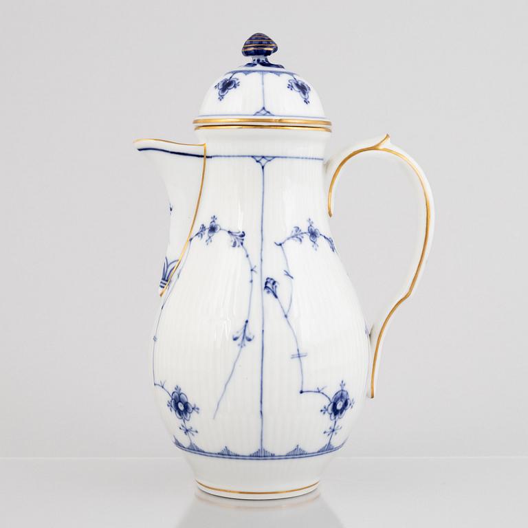 A 'Blue Fluted Plain' porcelain Coffee Pot, Royal Copenhagen, model number 43, 1894-97.