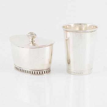 Bägare och skål med lock, silver, Stockholm, 1949-61.