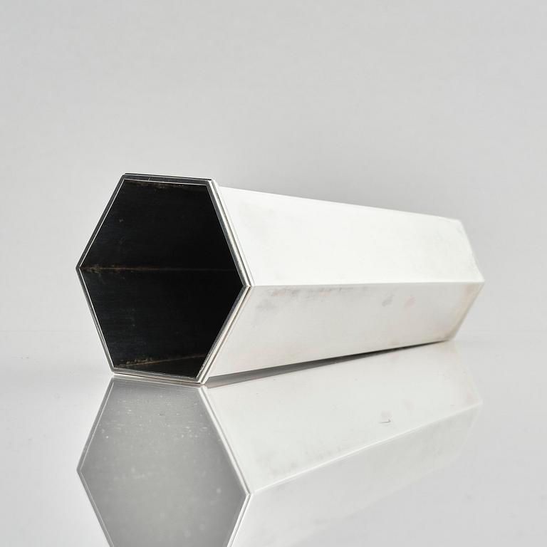 Wiwen Nilsson, a sterling silver vase, Lund, Sweden 1947.