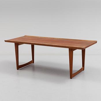 1960s Yngve Ekström coffee table veneered with teak and oak.