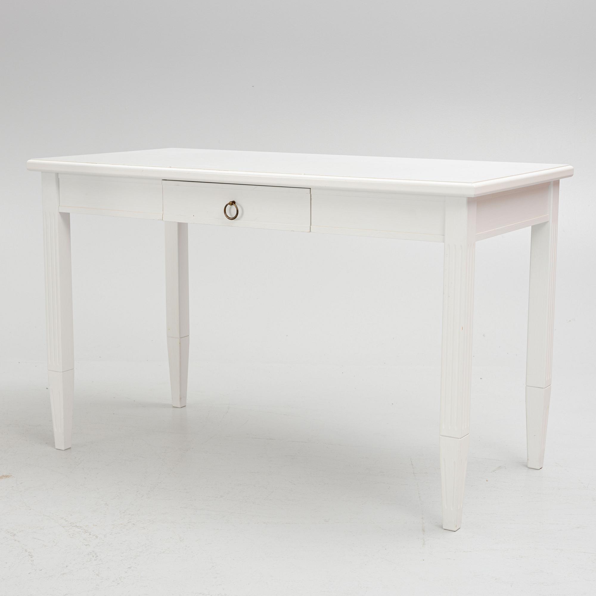 Desk, Englesson 2000s.