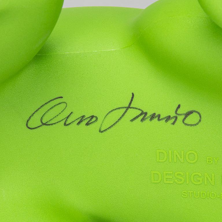 Eero Aarnio, "Dino", signeerattu, Melaja Oy, 2011.