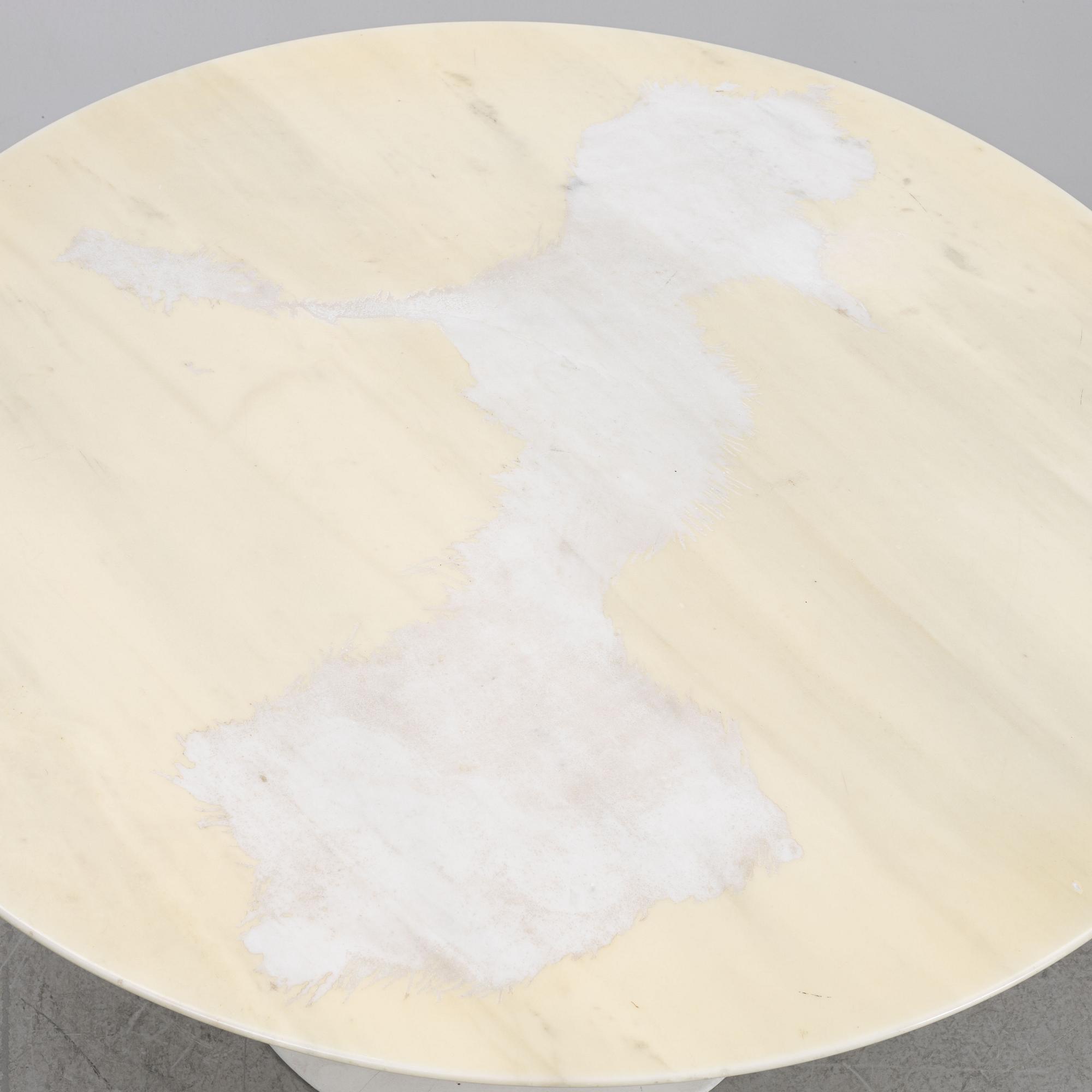 Eero Saarinen, matbord, "Tulip", Knoll International.