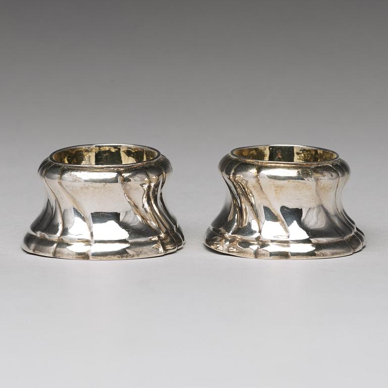 Johan Leffler, saltkar, ett par, silver, Falun 1770. Rokoko.
