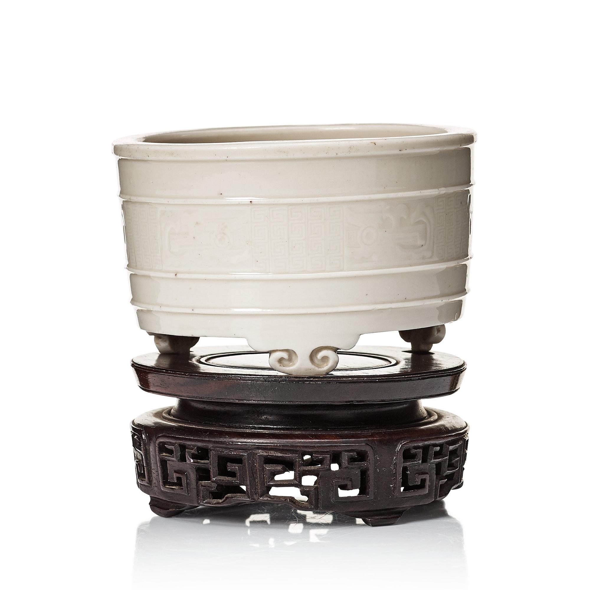 A blanc de chine censer, Qing dynasty, Kangxi (1662-1722).