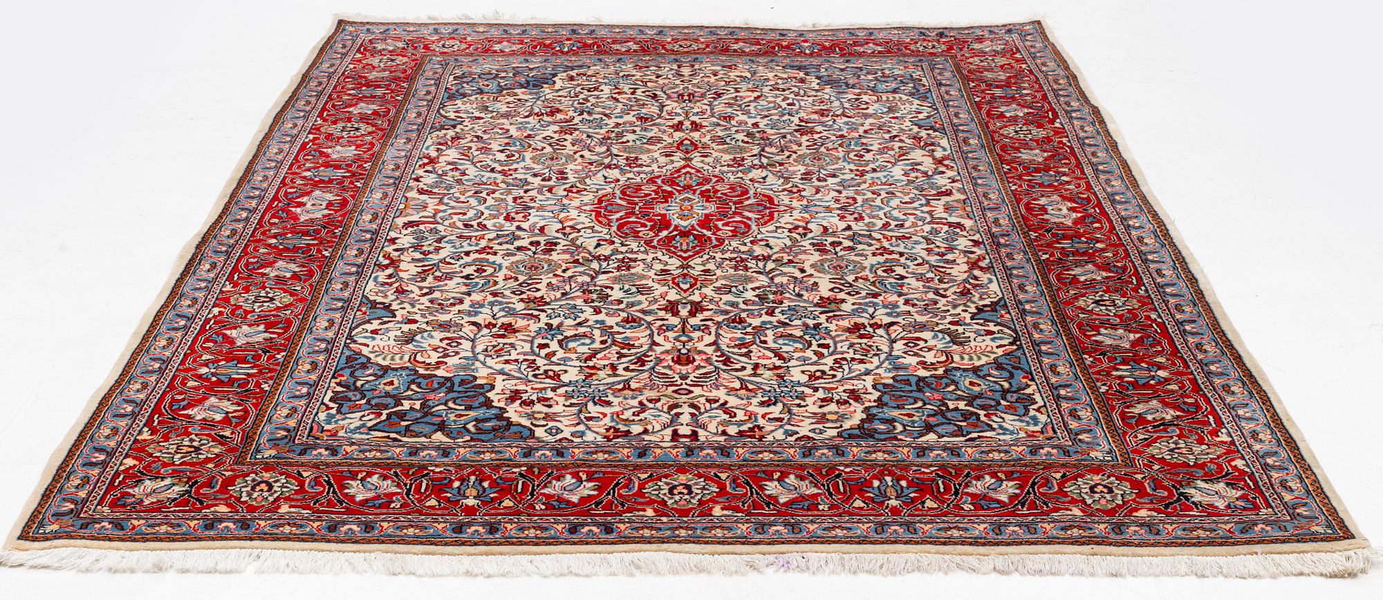 Matta, Sarouk, ca 300 x 209 cm.