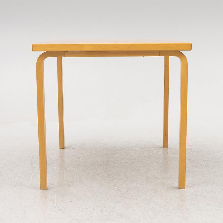 Alvar Aalto, bord, modell 81B, Artek, Finland 1900-talets senare del.