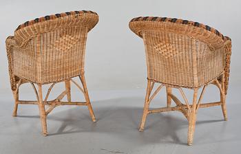 FÅTÖLJER, ett par, 1900-talets första hälft.