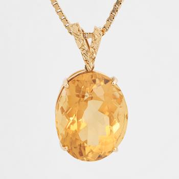 Faceted citrine pendant.