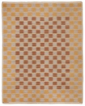 887. CARPET. "Schackrutan brun". Flat weave. 259,5 x 206,5 cm. Signed AB MMF BN.
