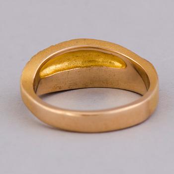 A LAPPONIA RING, 14K gold, 2001.