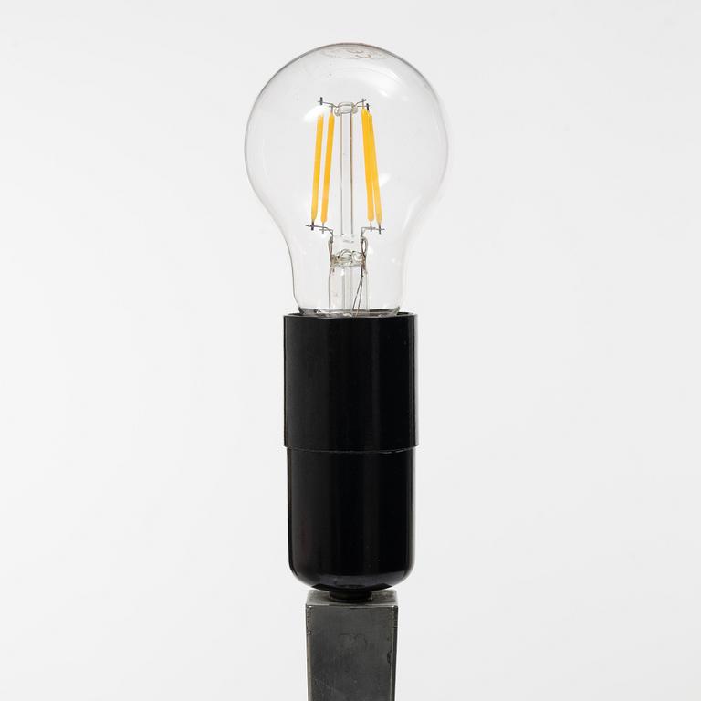 Art Déco, A Swedish pewter table lamp, K.E. & Co, Eskilstuna 1932.