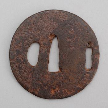 TSUBA, järn, Japan, antik.