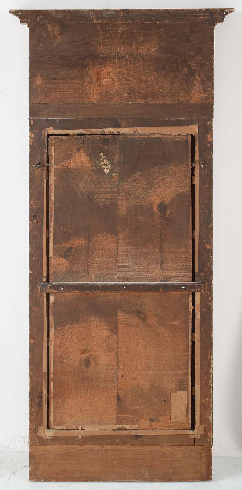 SPEGEL, sengustaviansk, med Stockholms hallstämpel, omkring 1800.