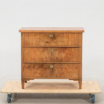 Cabinet, first half of the 20th century.