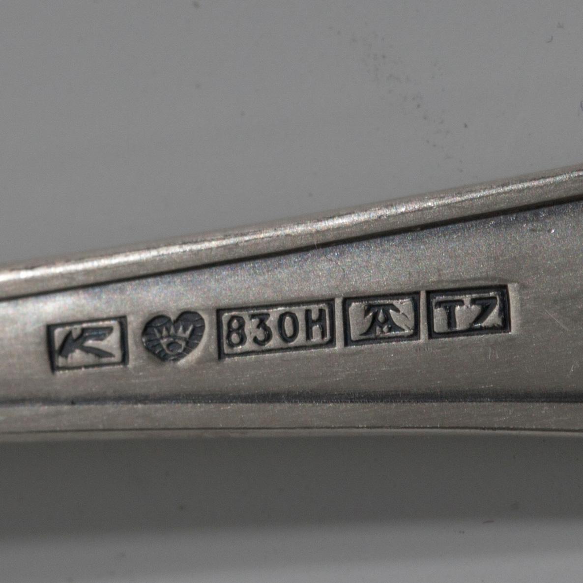SKEDAR, 27 delar, silver "Suomi-serien" Kultateollisuus, Åbo 1990-1996. Tot. vikt ca 635 g.