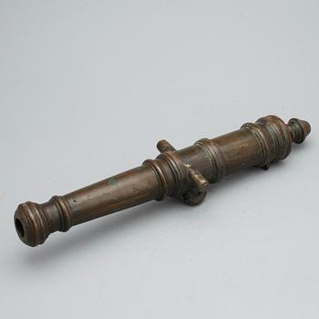 KANON, brons, 1700-talets slut.