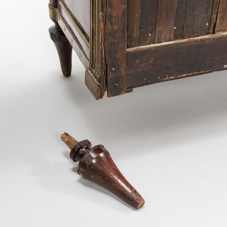 A Directory style mahogany bureau (France 1795-1799).