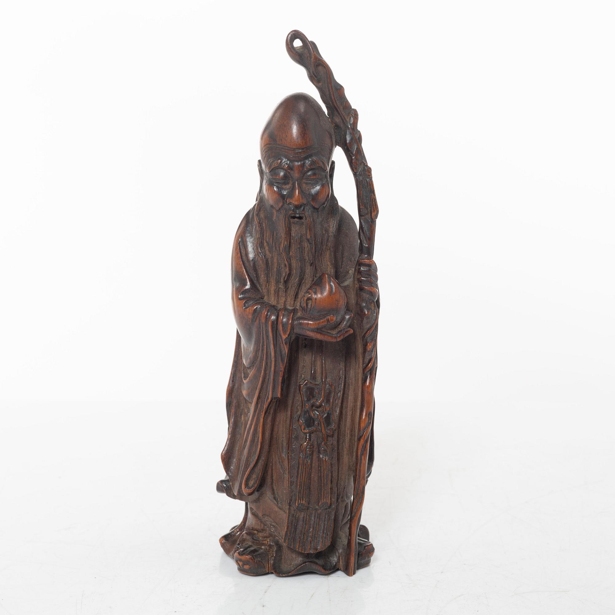 A Chinese Shoulao bamboo figure, Qing dynasty (1644-1912).