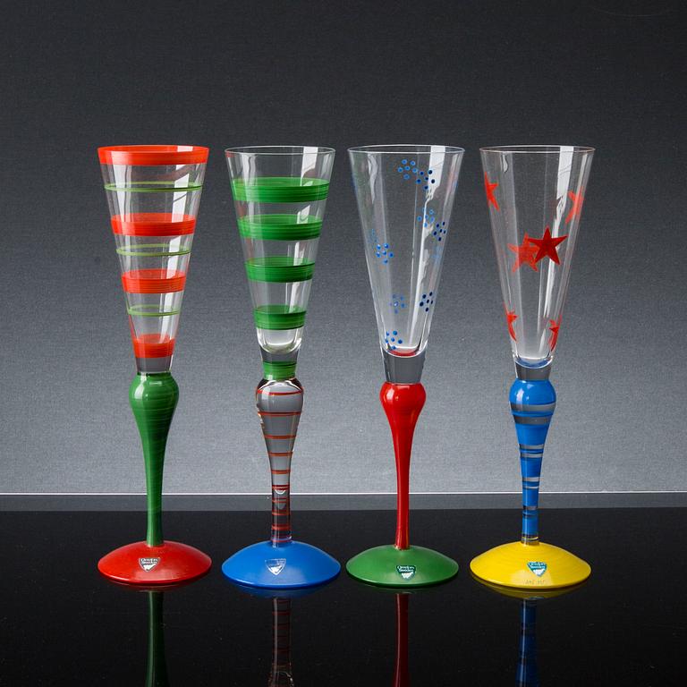 ANNE NILSSON, twelve 'Clown' champagne glasses from Orrefors, all signed.