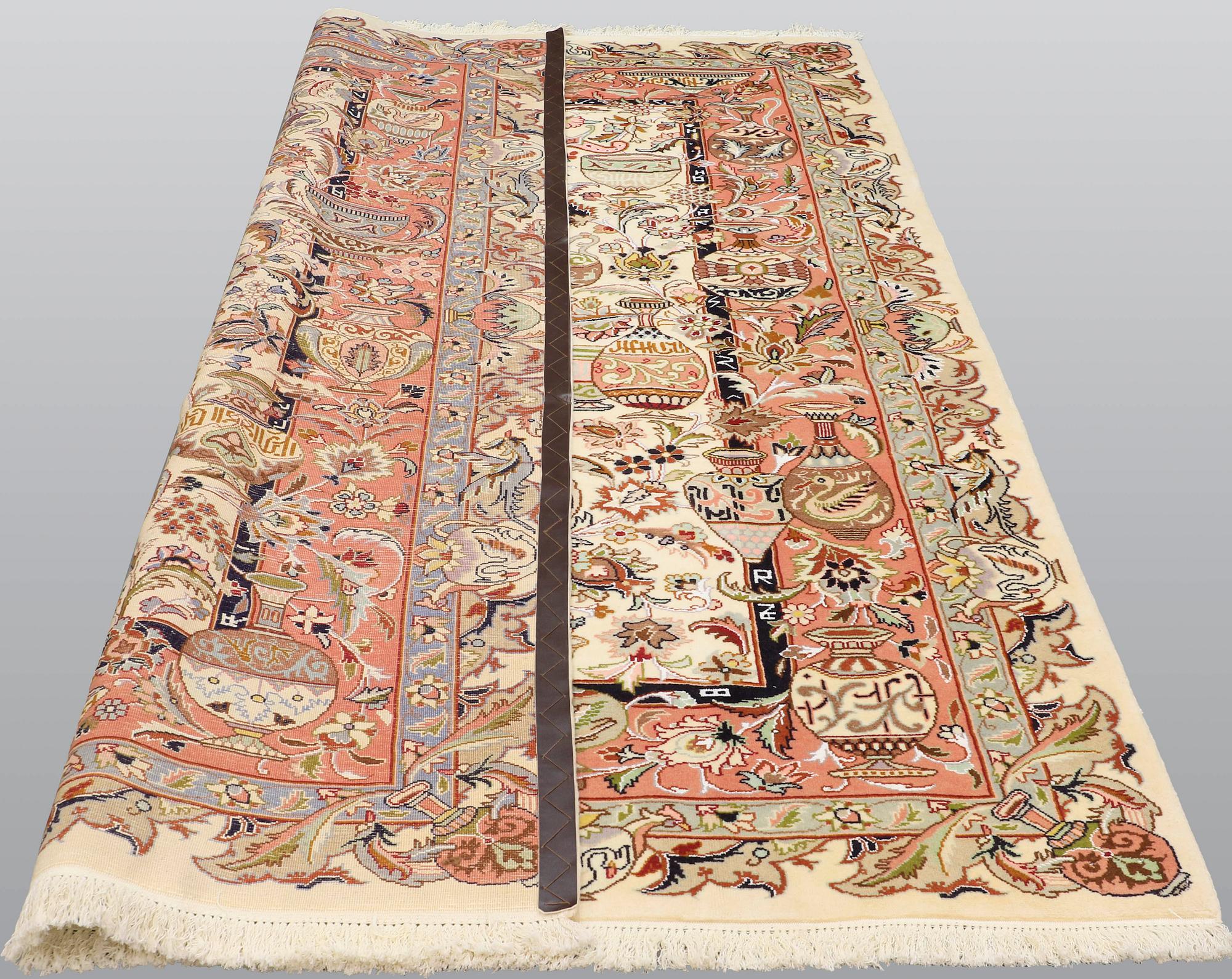 Matto, Figural Kashmar, ca 295 x 201 cm.